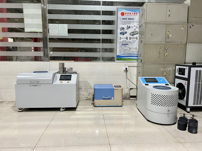 南昌理工學(xué)院全方位行星球磨機(jī)、行星式球磨機(jī)、桌面型行星球磨機(jī)